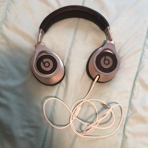 Beats Headset